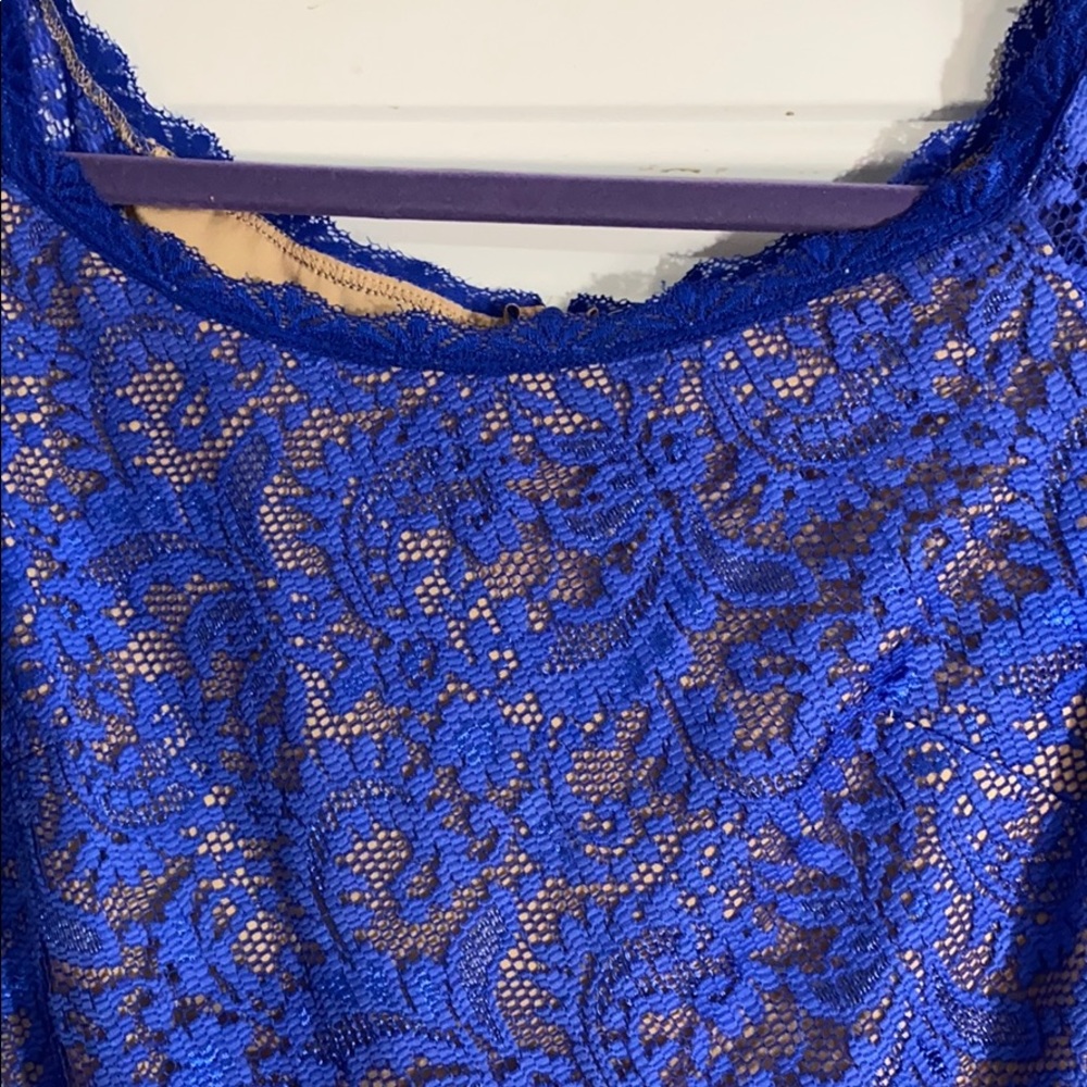 Dress - Picture 3 of 7